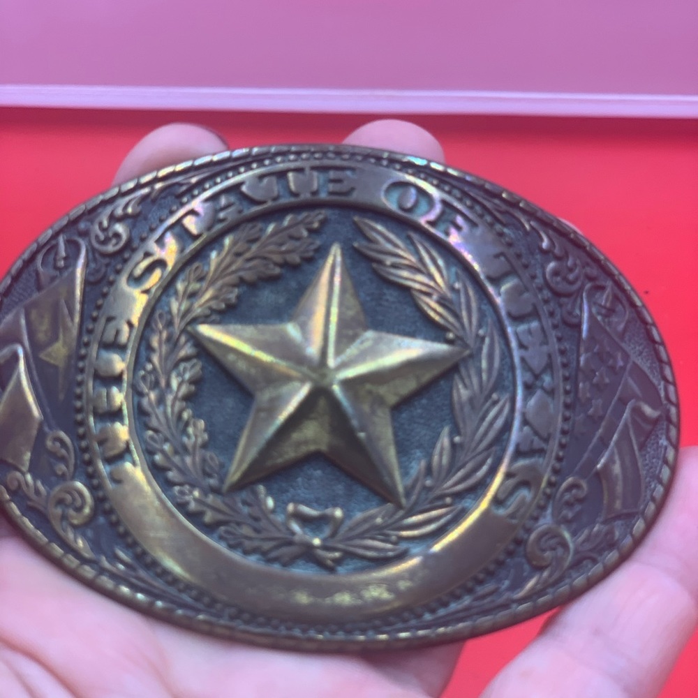 Texas Lonestar brass belt buckle - Picture 2 of 4